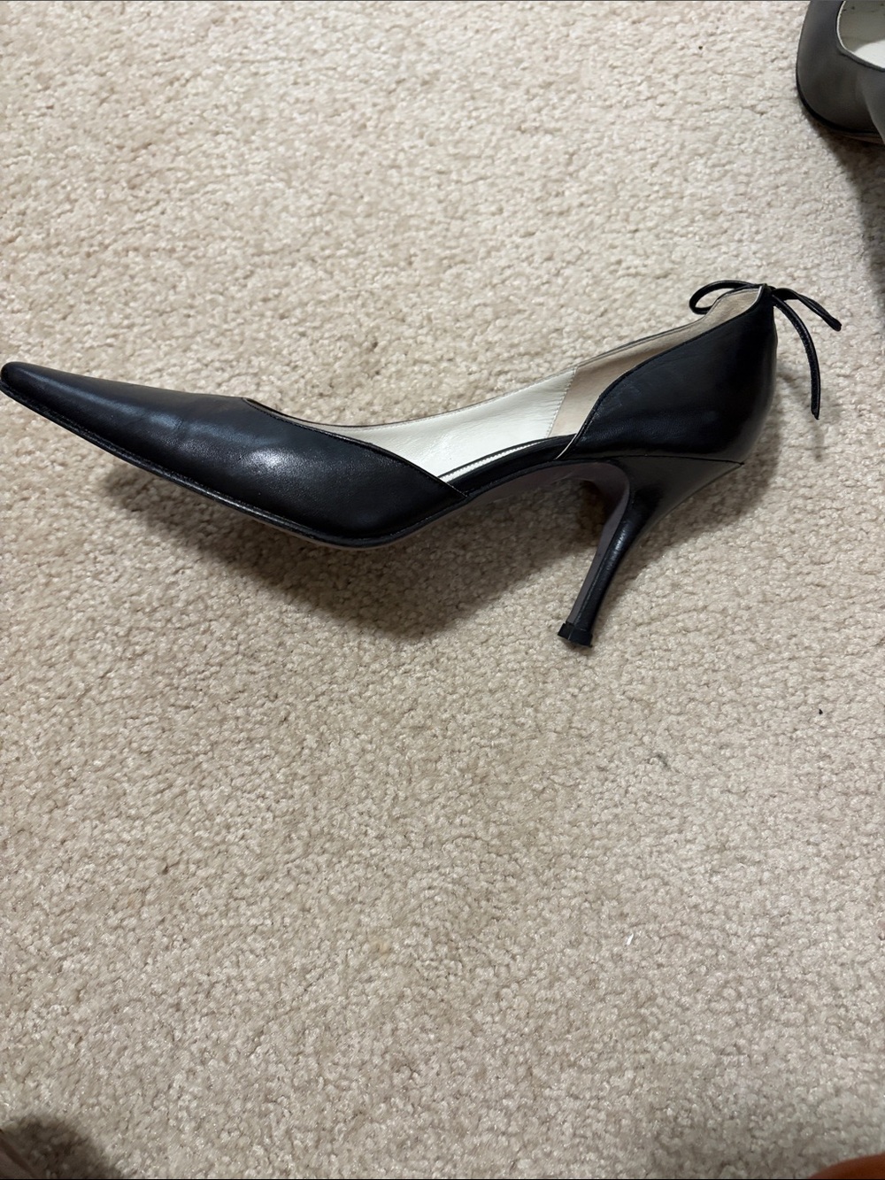 Banana Republic Black Leather Heels - Picture 3 of 6